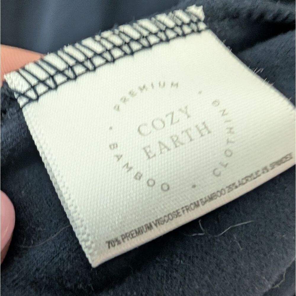 NWOT Cozy Earth Classic Navy Raglan Crewneck Sweater Size Large Blue Bamboo - Picture 5 of 5